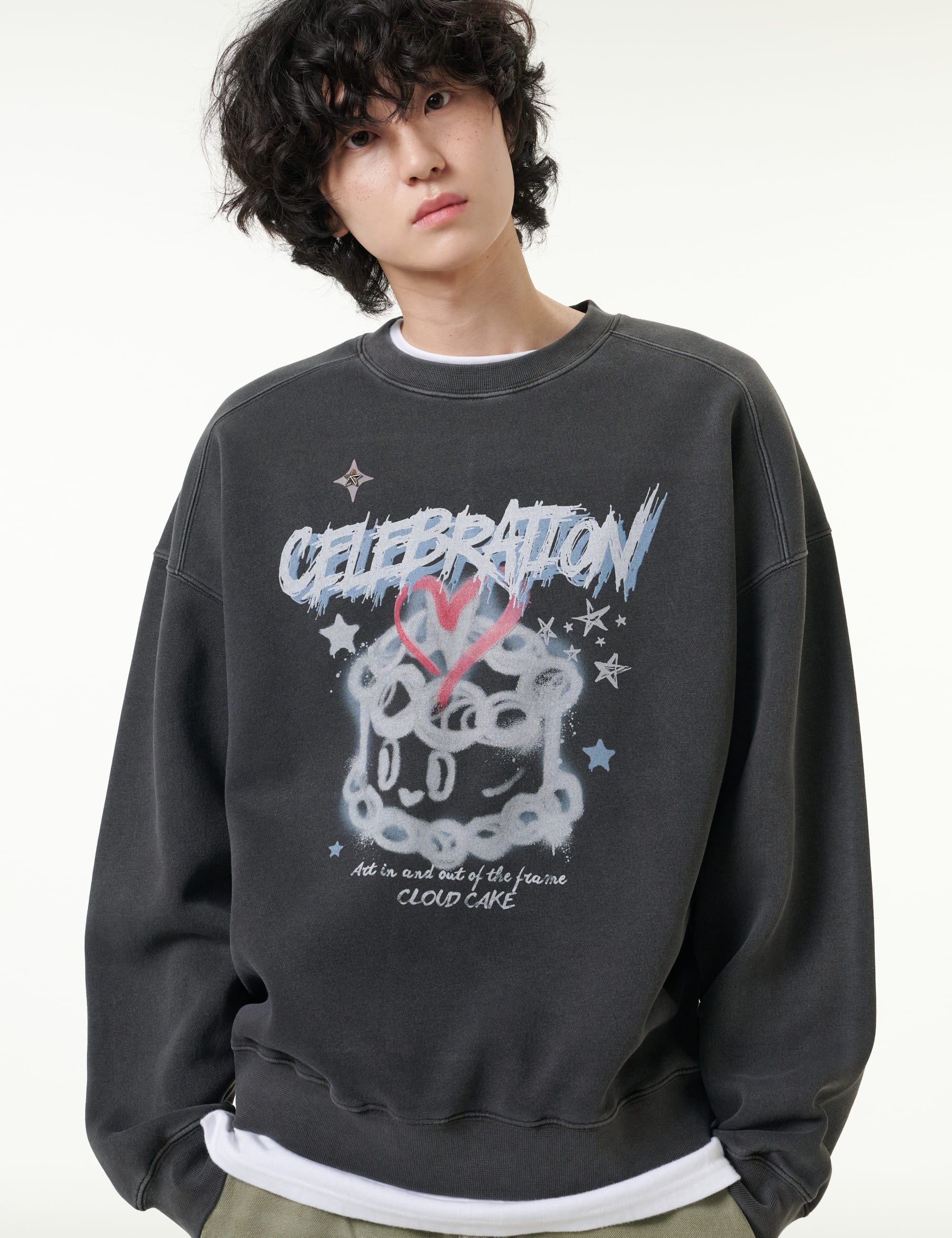 [CLOUD CAKE] Pigment Double-Layer Fabric Printed Sweatshirt Dark Gray